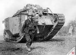 Какая армия впервые применила в бою танки в Первой мировой войне?