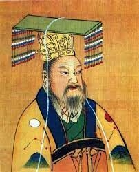  Китайский император, основатель династии, положивший конец двухвековой раздробленности Китая.