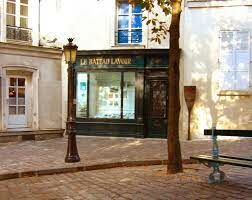  А теперь - знаменитое Бато-Лавуар...В каком округе Парижа оно находится?