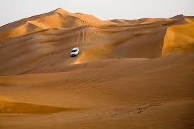 Где располагается Каркросская пустыня, которая зачастую считается самой маленькой пустыней в мире?