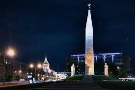В каком году Москва получила статус Города-героя?