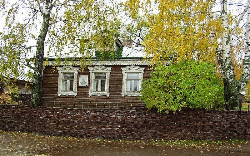 Где родился поэт  С.А.Есенин?