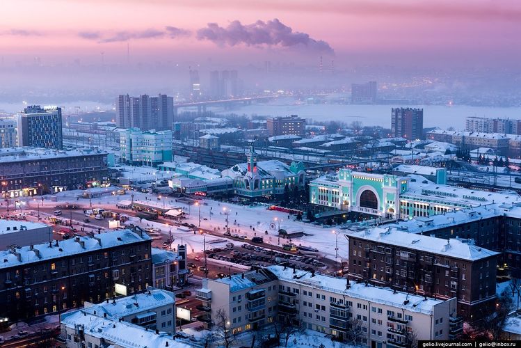 Сколько расположено городов в восточном районе Сибири?