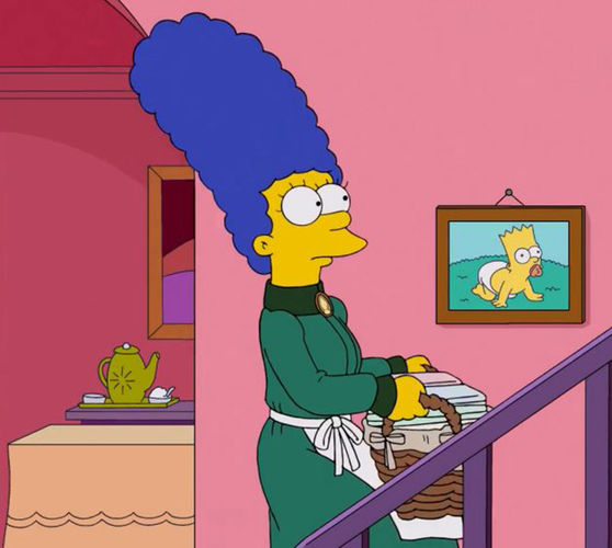 Как обычно одевается Мардж Симпсон?