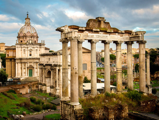 Как звали легендарного основателя Древнего Рима, который потом бесследно исчез?