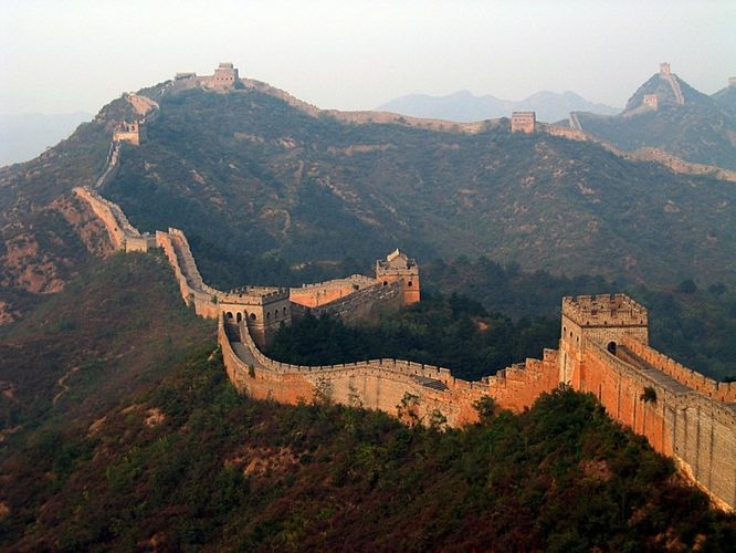 Сколько километров протяженность Китайской стены?