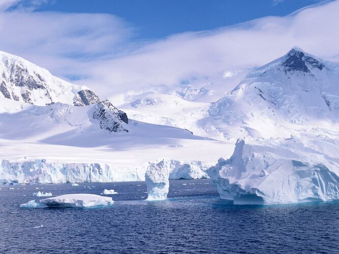 Арктика – это большая глыба льда, земли там нет? Правда или ложь?