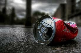 А вы знаете сколько разлагается банка из-под "Coca-cola"?