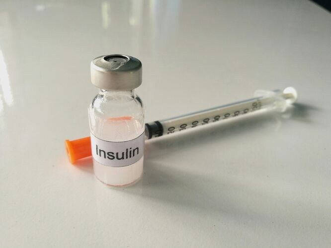 Какой орган у человека вырабатывает инсулин?