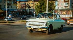 За сколько в середине 70-х годов можно было купить автомобиль «Москвич-412»?