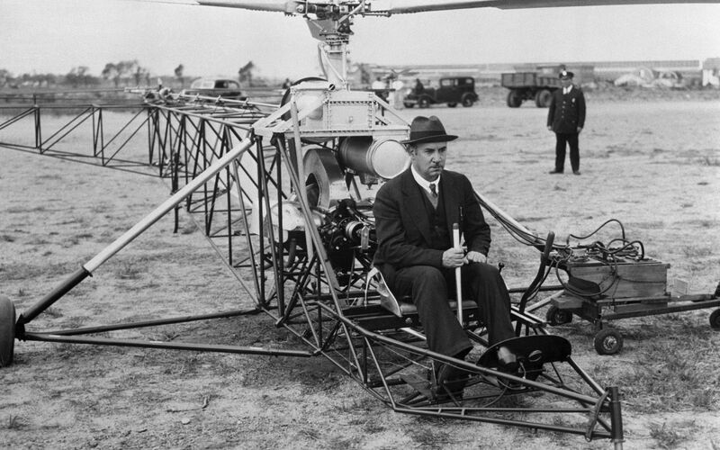 Создатель первых в мире: четырёхмоторного самолёта (1913 год), трансатлантического гидроплана, серийного вертолёта.