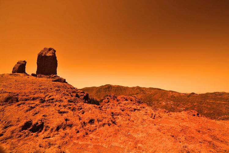 Знаете ли вы, сколько спутников у Марса?
