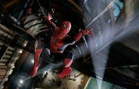 В каком году первый художественный фильм про Человека-паука вышел в прокат?