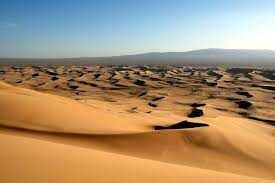 Как называется самая большая пустыня Евразии?