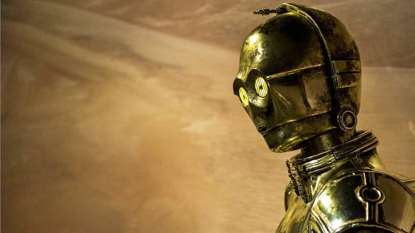 В какой франшизе появляется C-3PO?