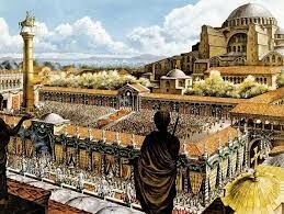 В каком году был основан Константинополь?