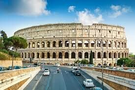 Официальное историческое название знаменитого Колизея.