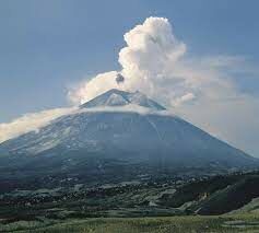 Какой из перечисленных вулканов потухший?