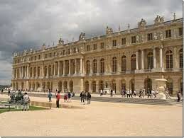  Как называется тронный зал в Версальском дворце?