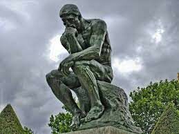 В каком музее выставлена знаменитая скульптура Огюста Родена «Мыслитель»?