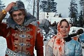 За что лесной колдун в советской киносказке «Морозко» превратил влюбленного в Настеньку Ивана в медведя?
