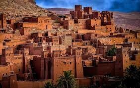  В каком городе Марокко находится самая высокая мечеть Хасана II?