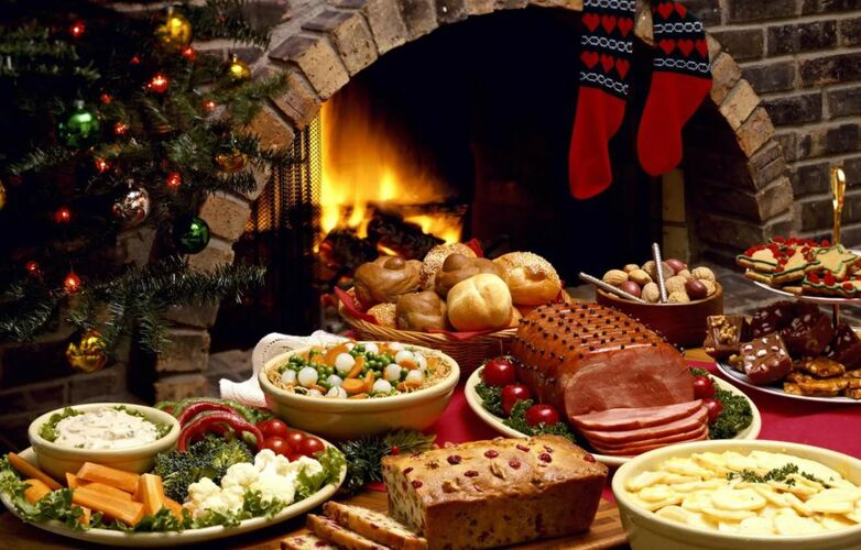 В Австрии, Венгрии и Югославии опасаются, что из дома улетит счастье, поэтому на праздничном столе не должно быть блюд из этого. 