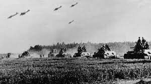 Самое масштабное танковое сражение Второй мировой войны состоялось на Курской дуге. Когда оно произошло?