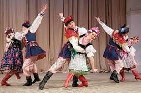  Какое происхождение имеет танец «полька»?