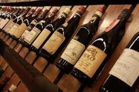 Сколько вина выпивает ежегодно среднестатистический житель Италии?