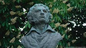   Кто автор стихотворения «Смерть Поэта», которое посвящено Александру Сергеевичу Пушкину?