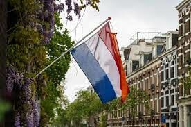 А теперь - Нидерланды...В каком году впервые был исполнен нидерландский национальный гимн - старейший в мире?