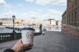 Сколько чашек кофе в день среднестатистически выпивают шведы?