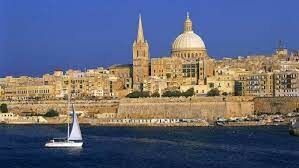 В честь кого назван город Валлетта — столица Республики Мальта?