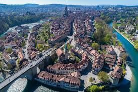 Какая европейская столица была образована слиянием трёх городов, находящихся на берегах Дуная, один из которых назывался Обудой?
