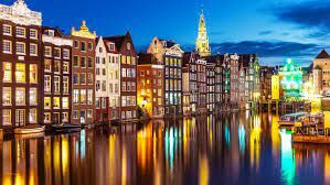 Как называют жителей Амстердама?