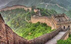   Какова длина Великой Китайской стены со всеми ответвлениями?