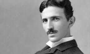Никола Тесла внёс огромный вклад в развитие электротехники и радиотехники. Какую единицу измерения назвали в его честь?