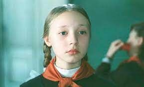 В каком классе учится Лена Бессольцева, главная героиня фильма «Чучело», которая терпит издевательства одноклассников?