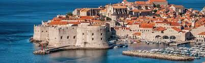   На берегу какого моря расположен город Дубровник?