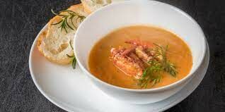 Биск — это крем-суп французской кухни. Какой его главный ингредиент? 