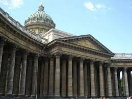   Кто является архитектором «Казанского собора», одного из крупнейших храмов Санкт-Петербурга?