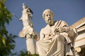 Чьим учеником был Платон?