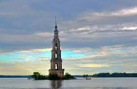  Какой город затопили при расширении Рыбинского водохранилища? 