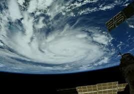  Как называется самый разрушительный ураган в истории США, пронесшийся по территории штата в 2005 году?