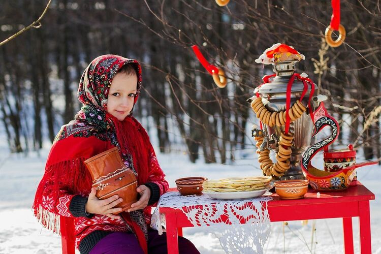 Какой праздник на Руси еще назывался блиноеда?